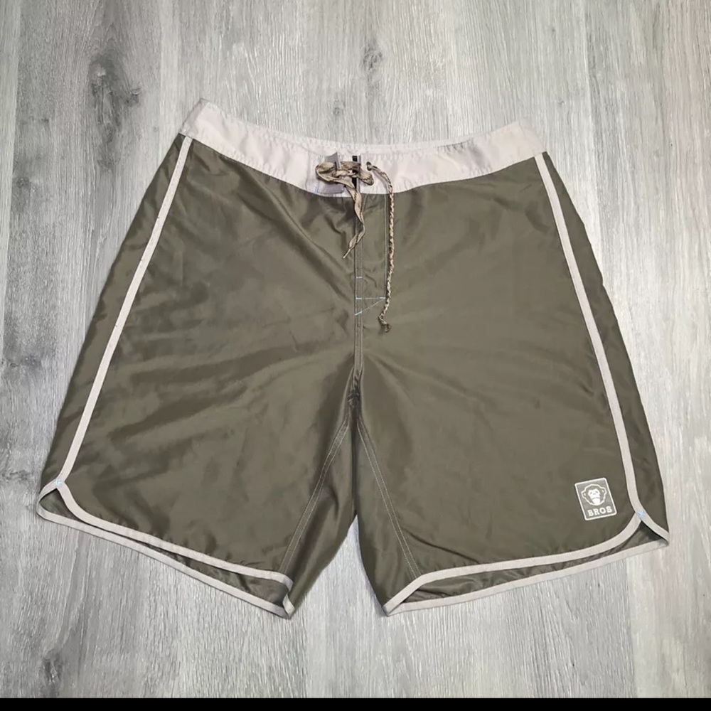 Howler Brothers Board Shorts Men’s Size 38 Brown Swim Trunks Casual Swimming